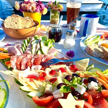 Csery 1stzime Bed & Breakfast Supetarska Draga